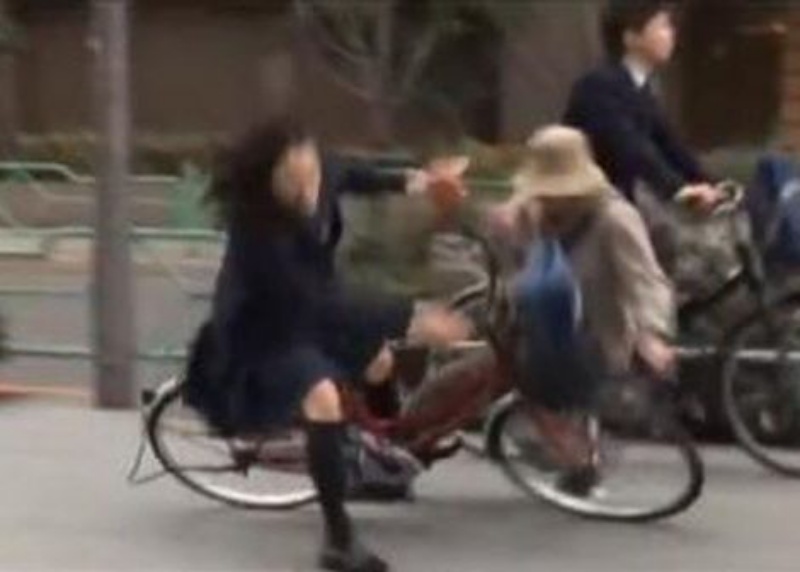 自転車 事故 川崎